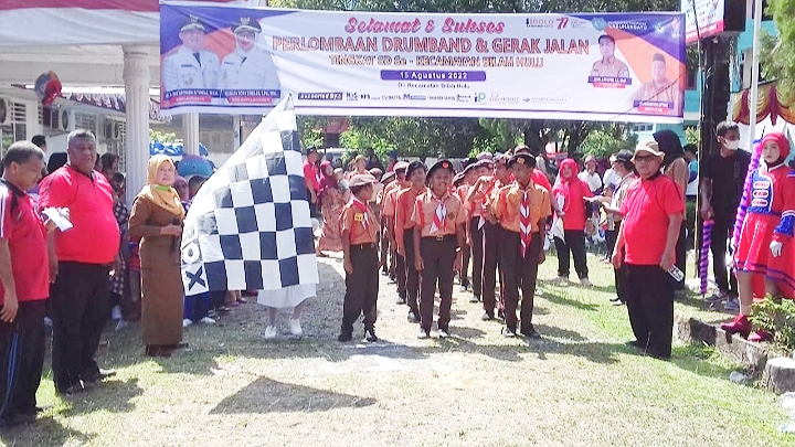 Lomba Gerak Jalan Dan Drum Band Dibuka Oleh Camat Bilah Hulu Sep